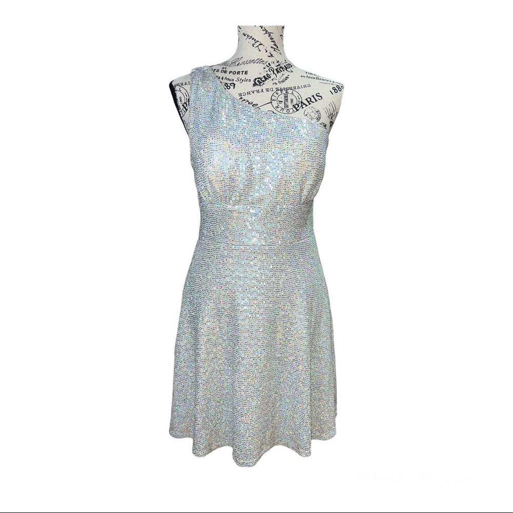 Silver One-Shoulder Sequins Homecoming Dress